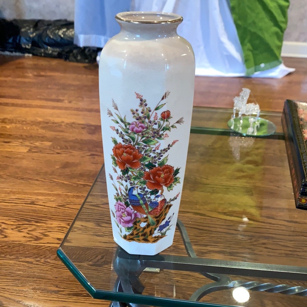 An antique vase